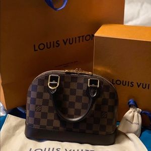 Louis Vuitton Alma BB